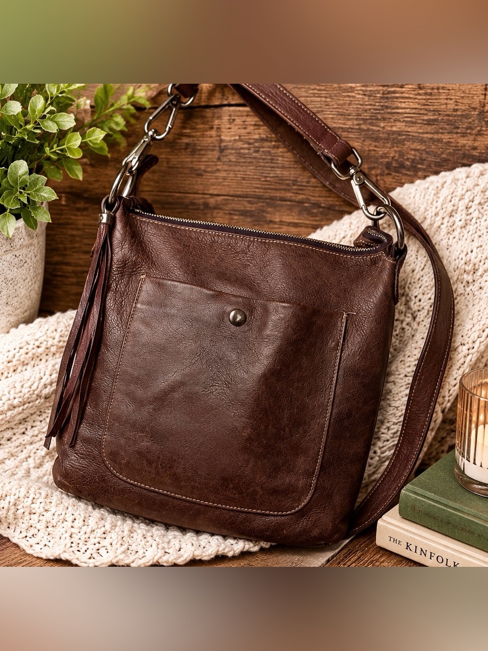 Roots Canada Brown Leather Crossbody Shoulder Bag Tassel Vintage